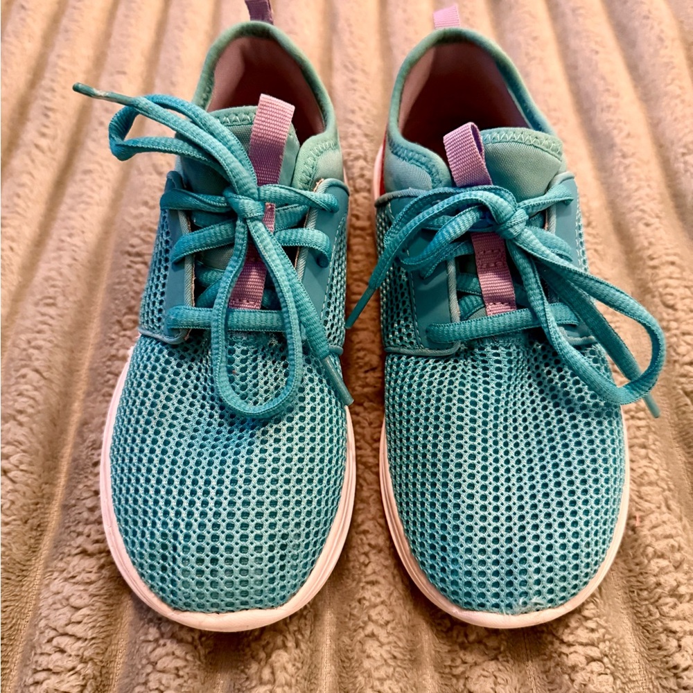 Girls Skechers Teal Sneakers Lightweight Breathable Casual